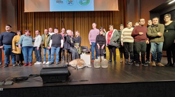 Bjelovarčani pokazali veliko srce na humanitarnom koncertu Ibrice Jusića Bjelovarčani pokazali veliko srce na humanitarnom koncertu Ibrice Jusića